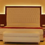 Castello Di Cavallieri Suites&spa - только для взрослых 4*