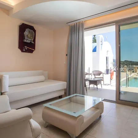 מלון Castello Di Cavallieri & - Adults Only 4*