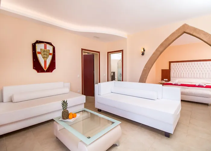 Castello Di Cavallieri Suites&spa - Adults Only Hotel 4*